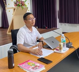 กริชบดินทร์ ผิวหอม
